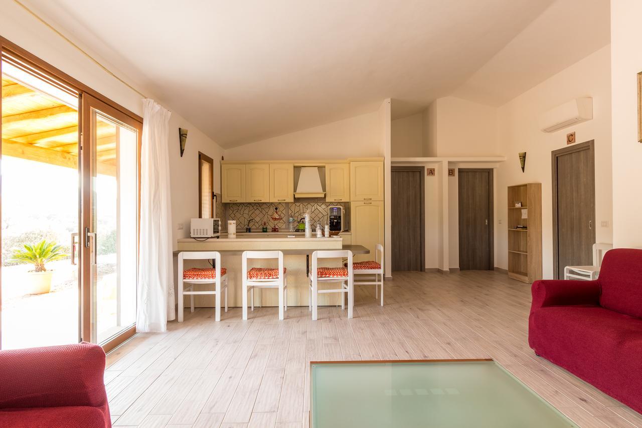 Molti Mari B&B Resort ออลเบีย ภายนอก รูปภาพ